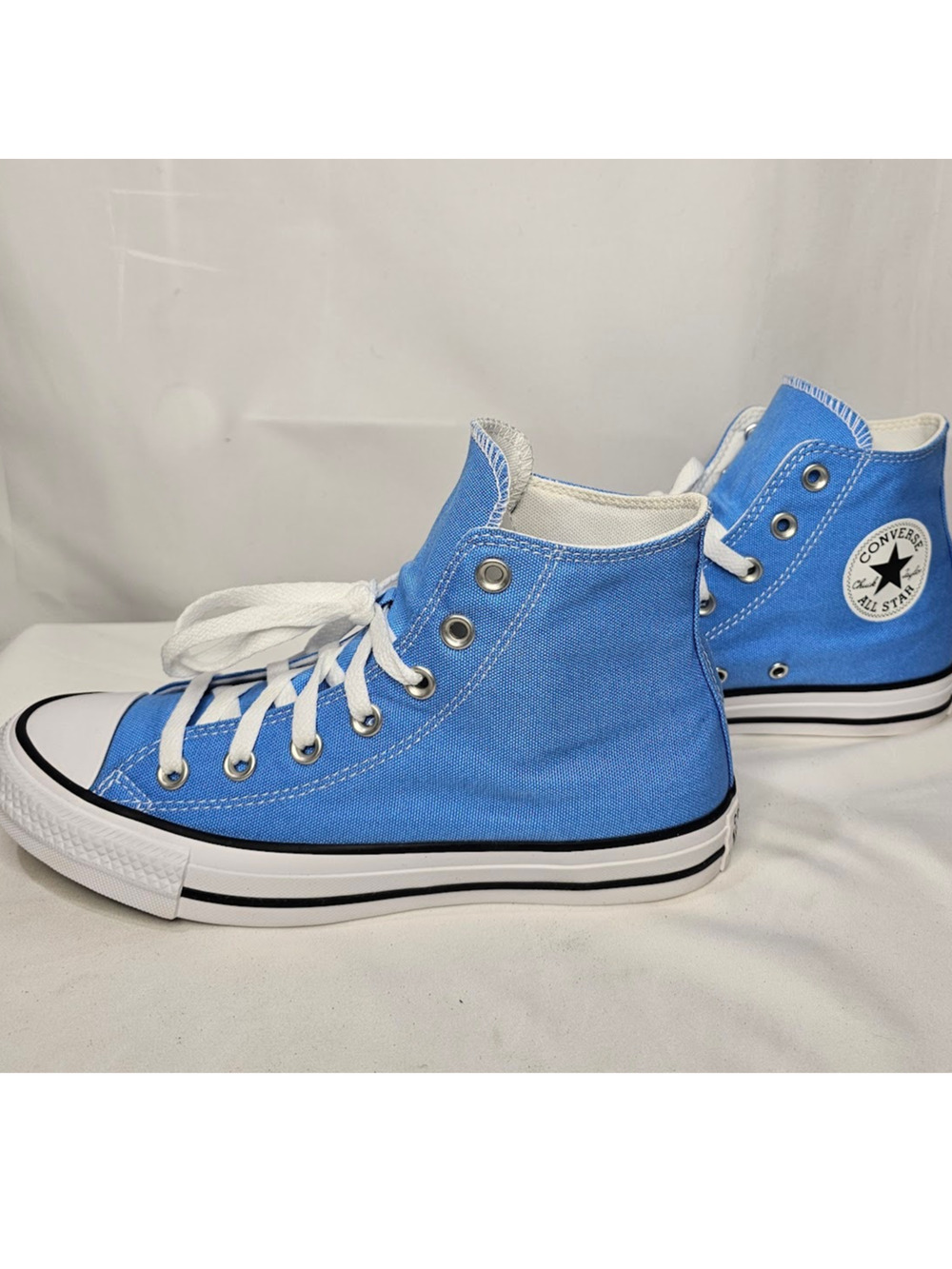 Converse CTAS Hi Tops Brand New Unisex Women's Size 8 Light Blue NWT